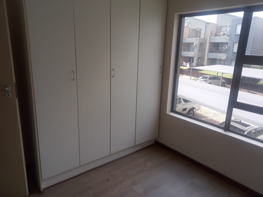2 Bedroom Property for Sale in Greenstone Hill Gauteng