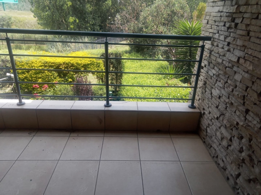 2 Bedroom Property for Sale in Greenstone Hill Gauteng
