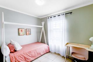 2 Bedroom Property for Sale in Windmill Park Gauteng