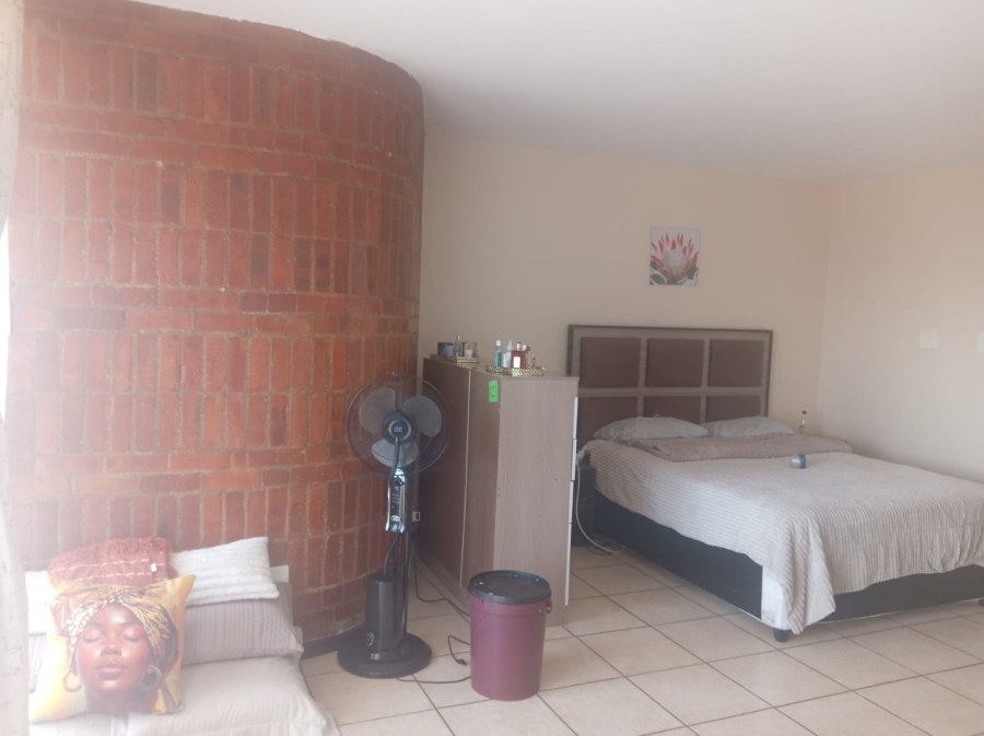 1 Bedroom Property for Sale in Pretoria Gauteng