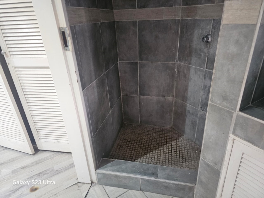 To Let 1 Bedroom Property for Rent in Kew Gauteng