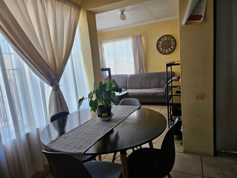 3 Bedroom Property for Sale in Crystal Park Gauteng