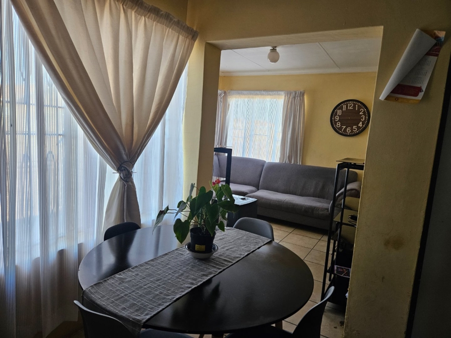 3 Bedroom Property for Sale in Crystal Park Gauteng
