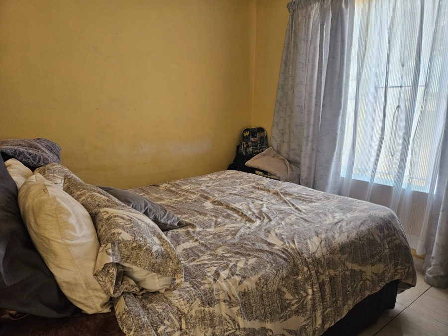 3 Bedroom Property for Sale in Crystal Park Gauteng