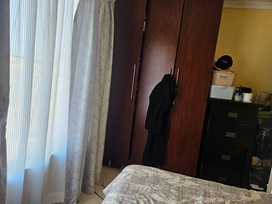 3 Bedroom Property for Sale in Crystal Park Gauteng