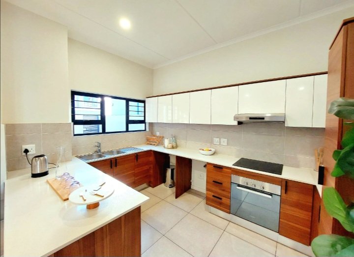 3 Bedroom Property for Sale in Sunninghill Gauteng