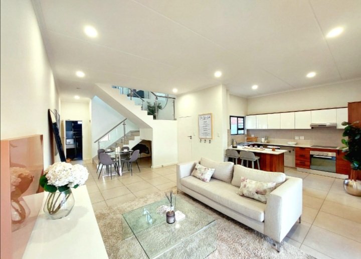 3 Bedroom Property for Sale in Sunninghill Gauteng