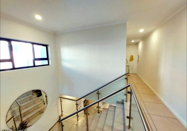 3 Bedroom Property for Sale in Sunninghill Gauteng
