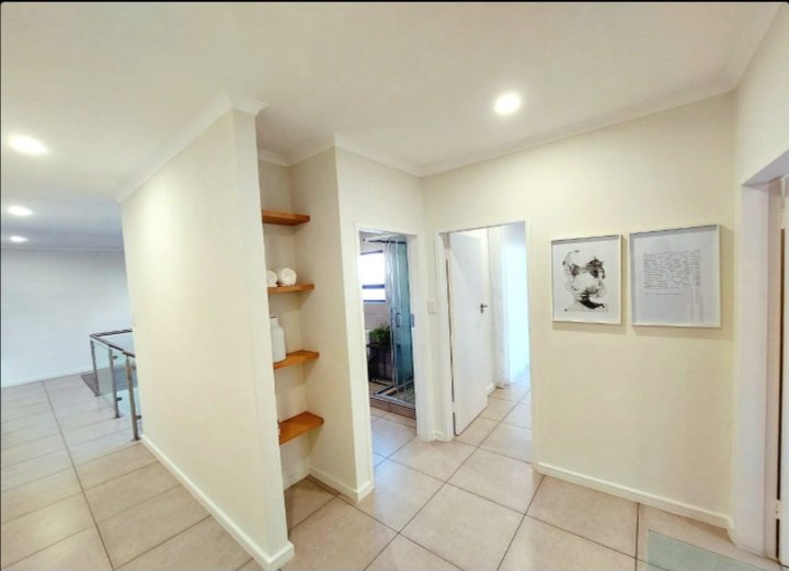 3 Bedroom Property for Sale in Sunninghill Gauteng