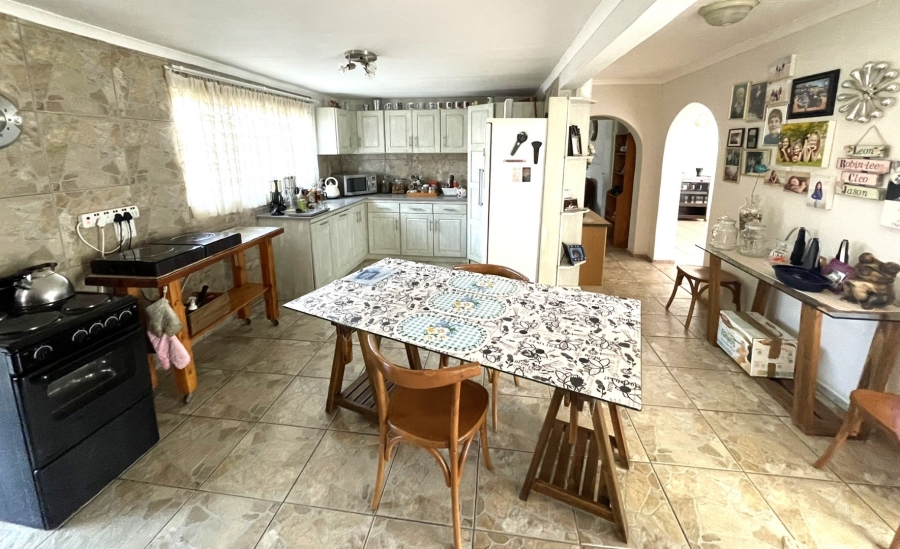 7 Bedroom Property for Sale in Valhalla Gauteng