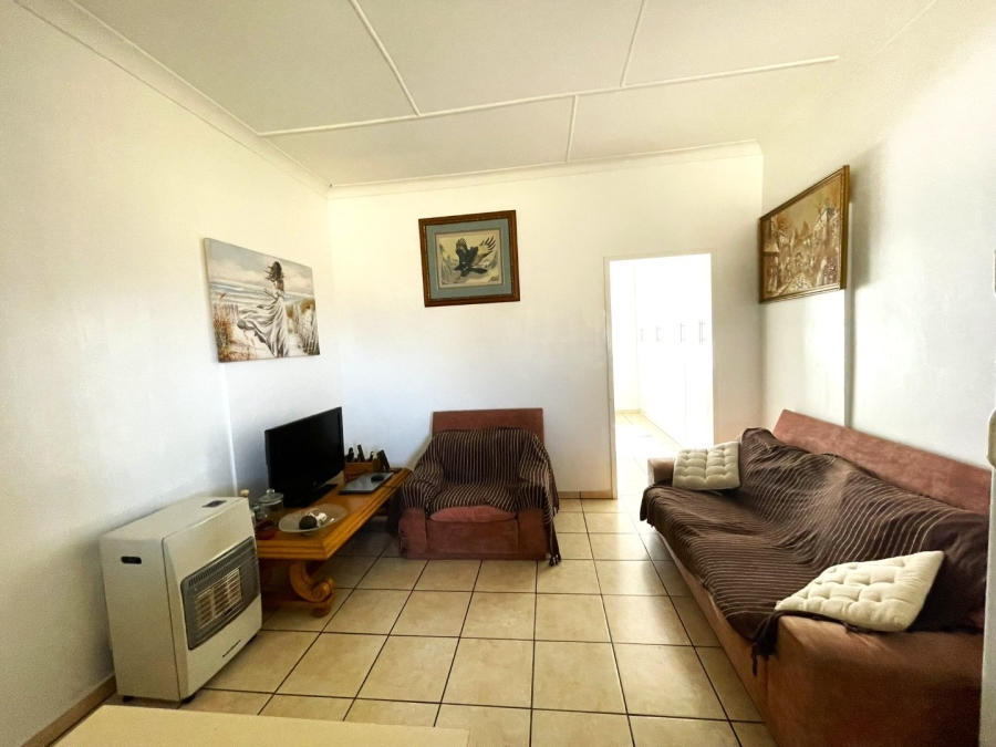 7 Bedroom Property for Sale in Valhalla Gauteng