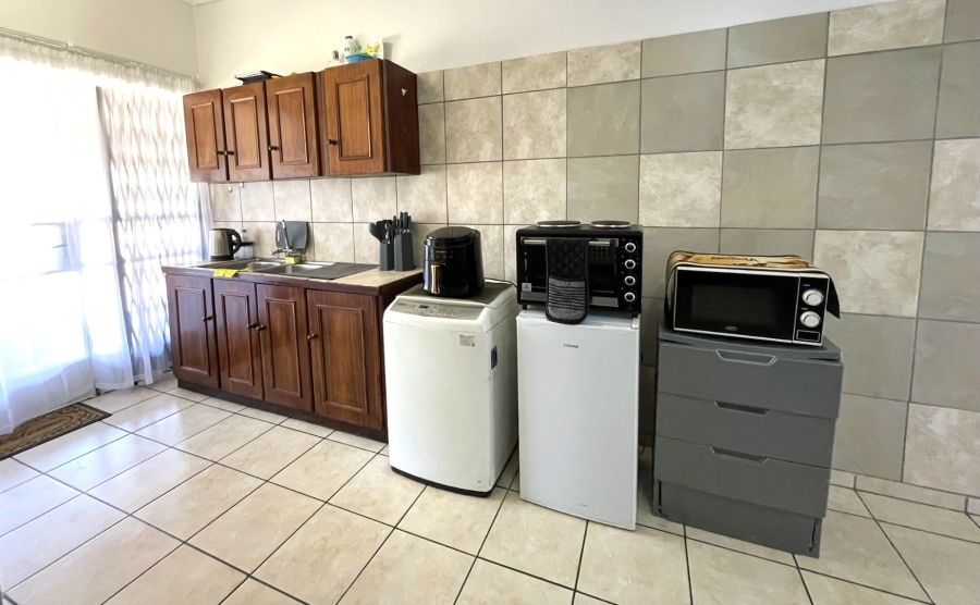 7 Bedroom Property for Sale in Valhalla Gauteng