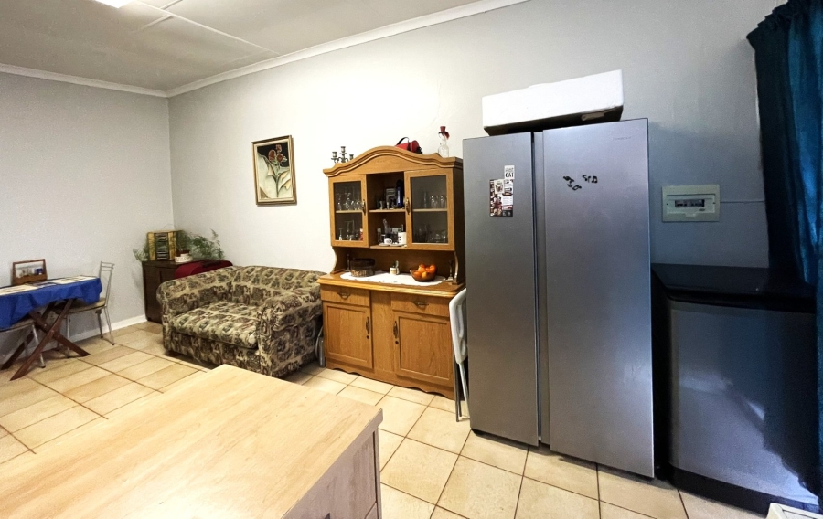 7 Bedroom Property for Sale in Valhalla Gauteng