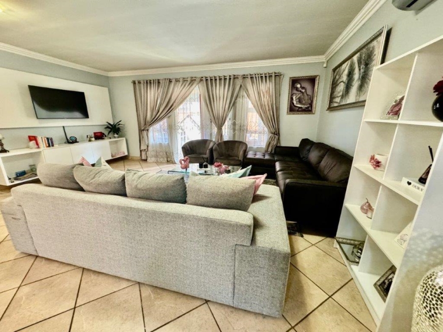 3 Bedroom Property for Sale in Bartlett Gauteng