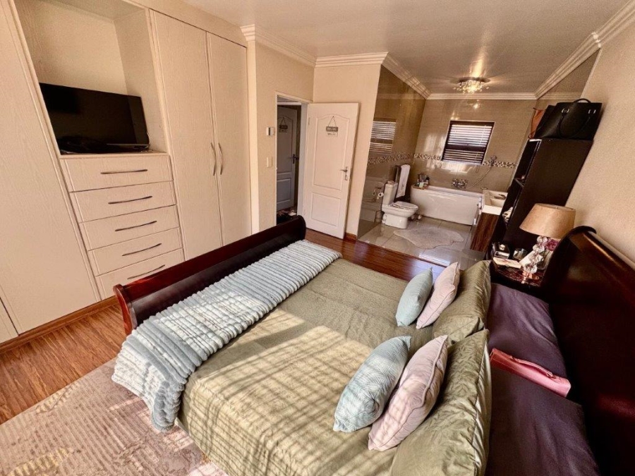 3 Bedroom Property for Sale in Bartlett Gauteng