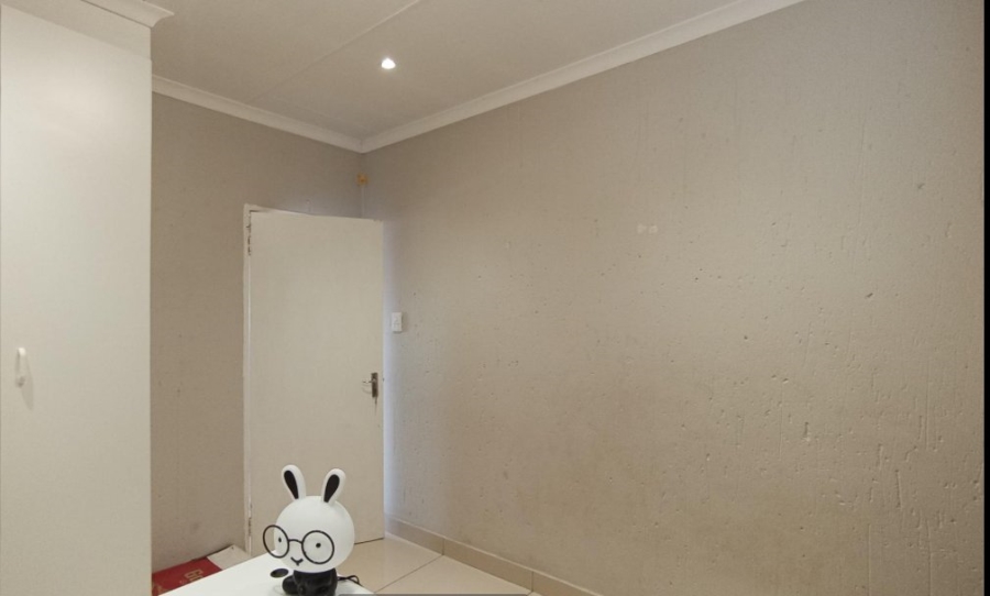  Bedroom Property for Sale in Lyndhurst Gauteng