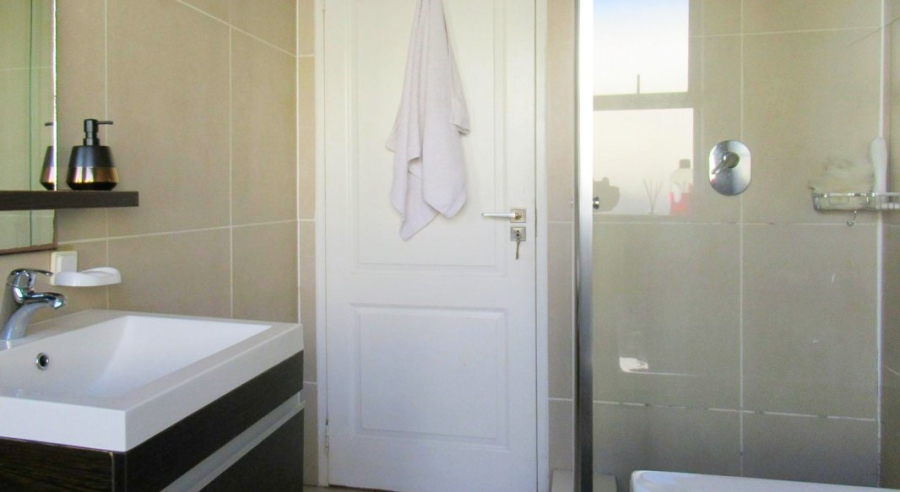 1 Bedroom Property for Sale in The William Estate Gauteng