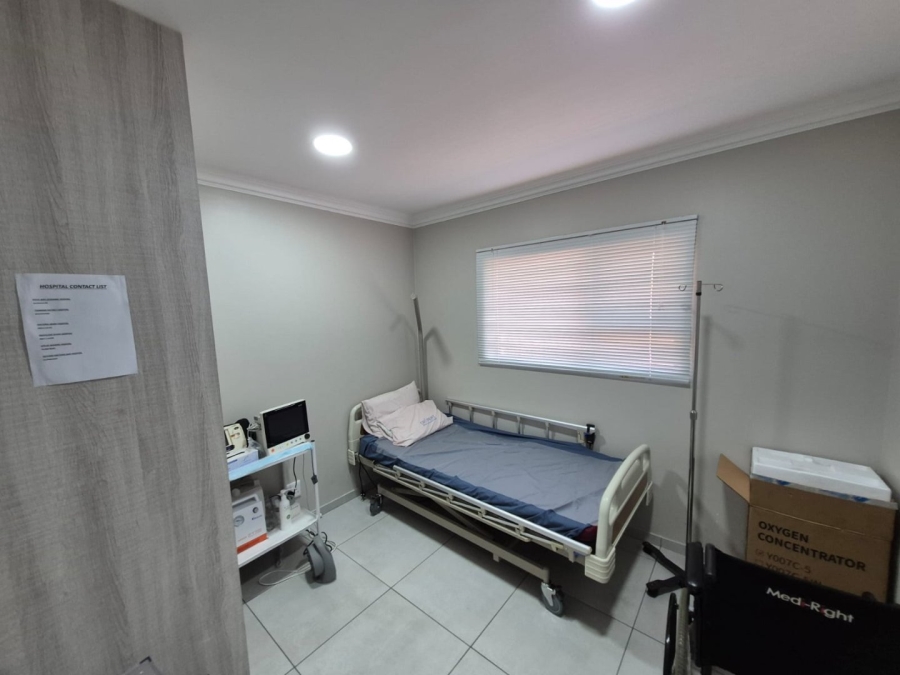 1 Bedroom Property for Sale in Garsfontein Gauteng