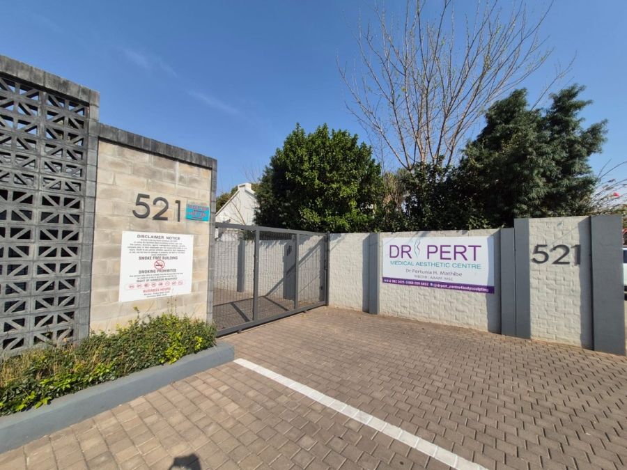 1 Bedroom Property for Sale in Garsfontein Gauteng
