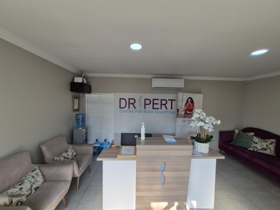 1 Bedroom Property for Sale in Garsfontein Gauteng