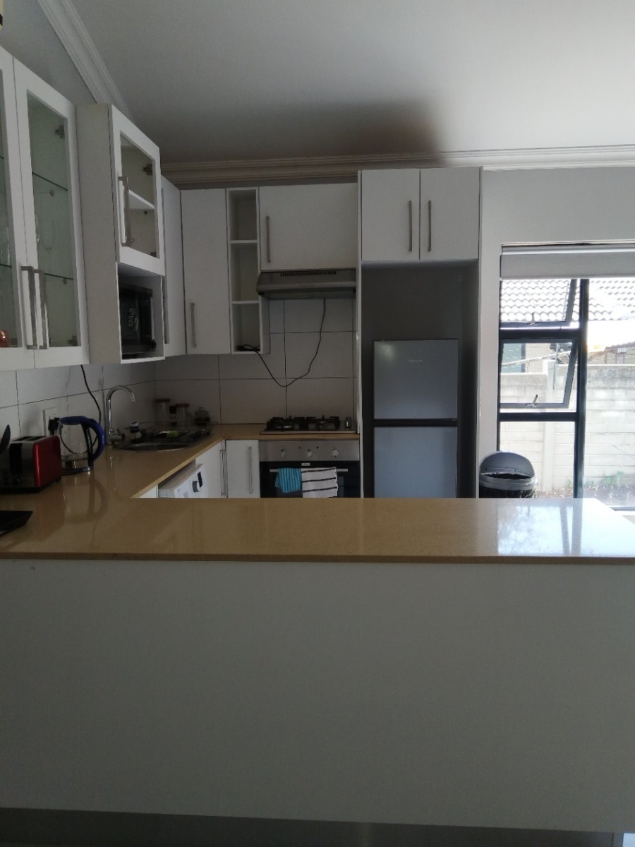 1 Bedroom Property for Sale in Fourways Gauteng