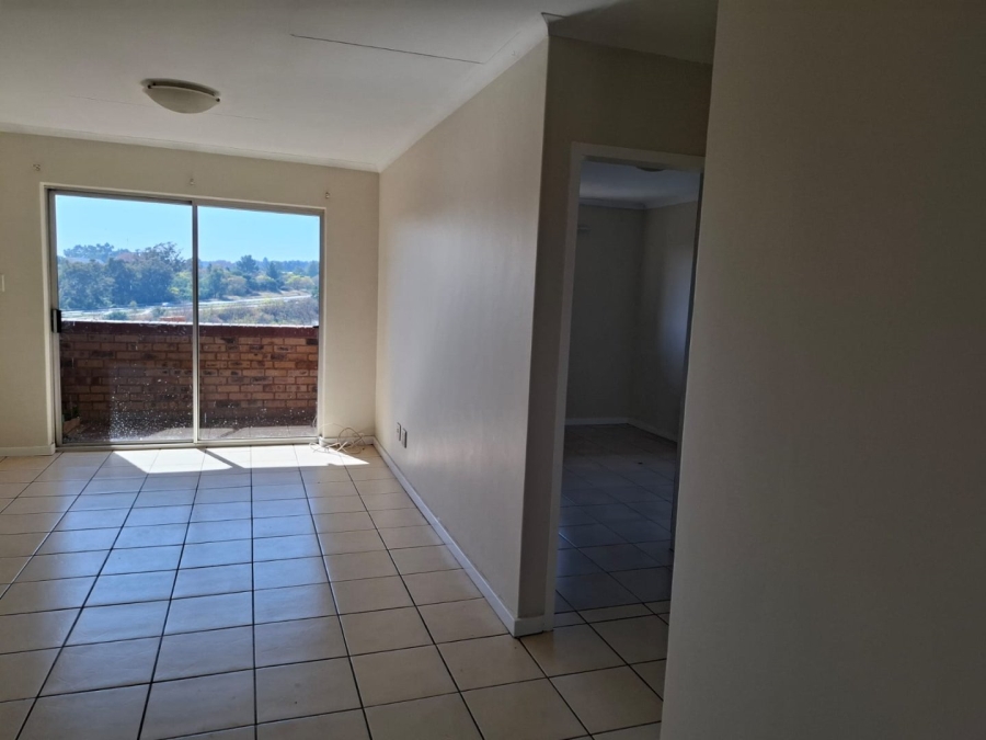 2 Bedroom Property for Sale in Zwartkop Gauteng