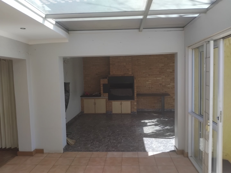 3 Bedroom Property for Sale in Primrose East Gauteng