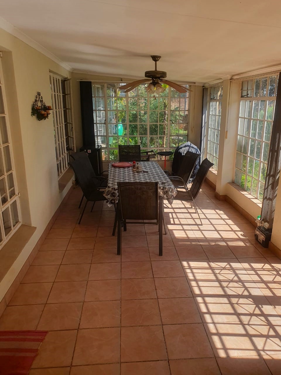 5 Bedroom Property for Sale in Eldoraigne Gauteng