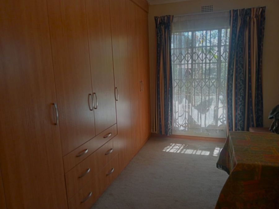 5 Bedroom Property for Sale in Eldoraigne Gauteng
