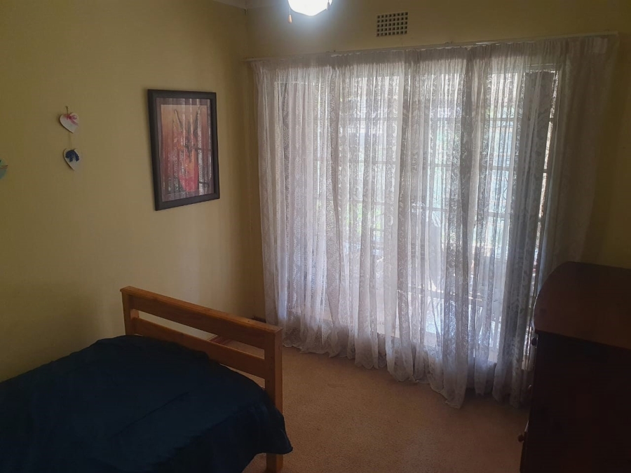 5 Bedroom Property for Sale in Eldoraigne Gauteng