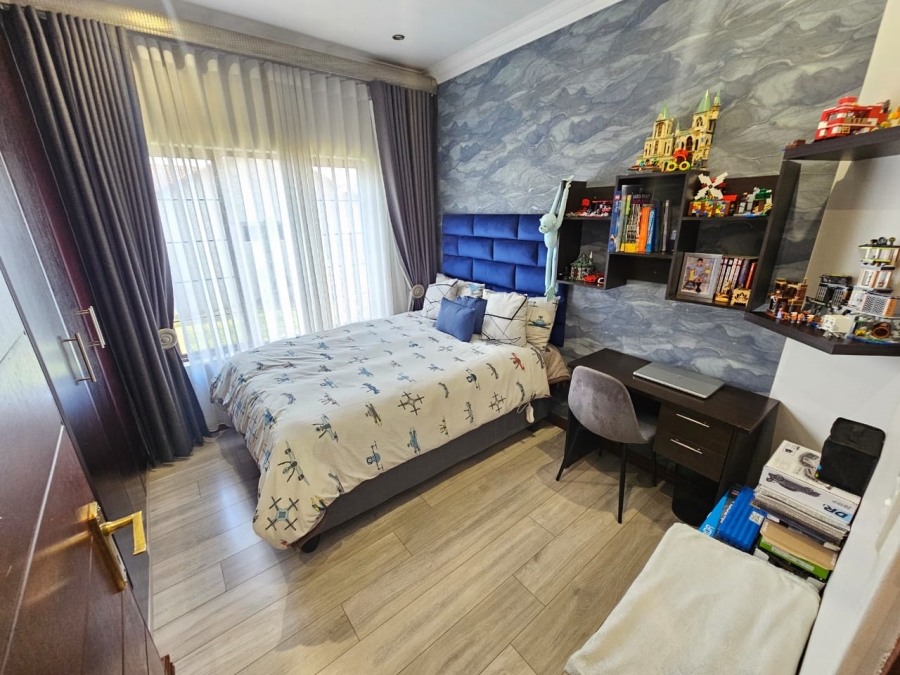 3 Bedroom Property for Sale in Thatchfield Hills Gauteng