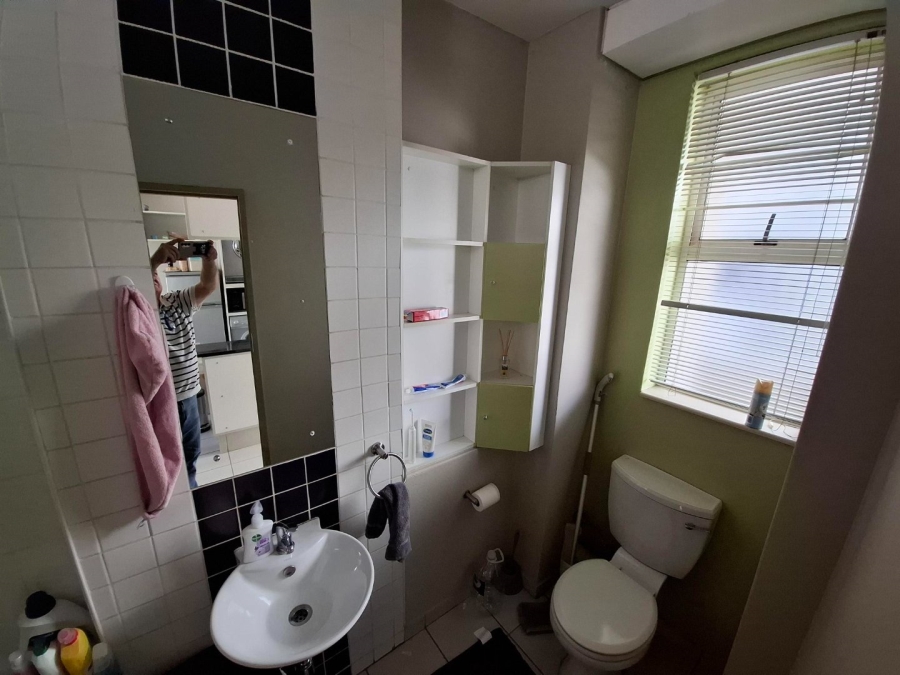 1 Bedroom Property for Sale in Hillcrest Gauteng