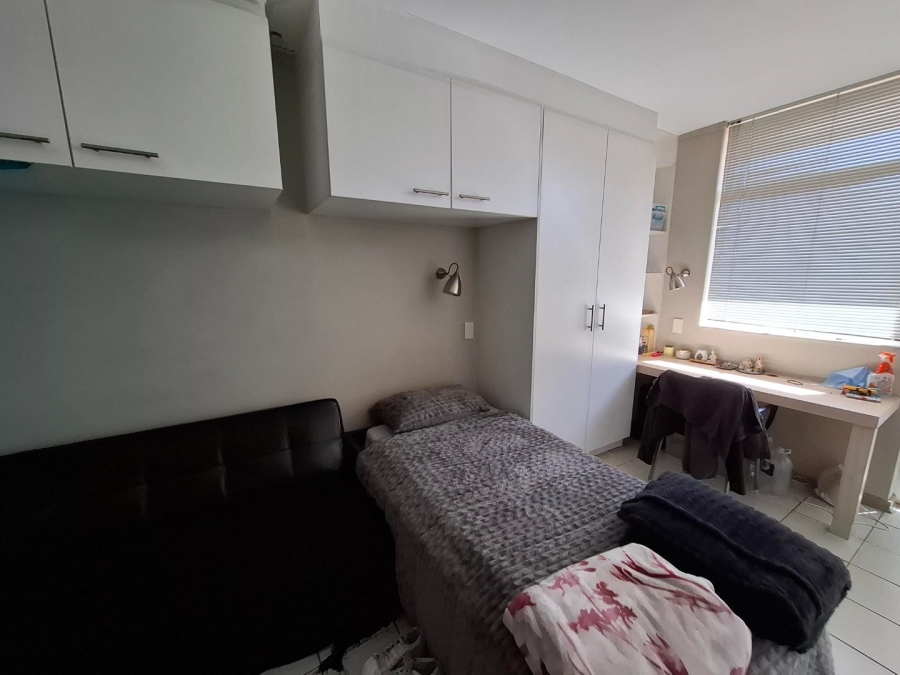 1 Bedroom Property for Sale in Hillcrest Gauteng