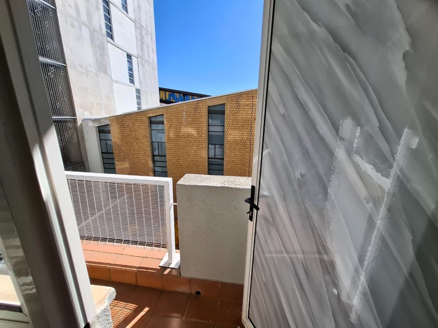 1 Bedroom Property for Sale in Hillcrest Gauteng