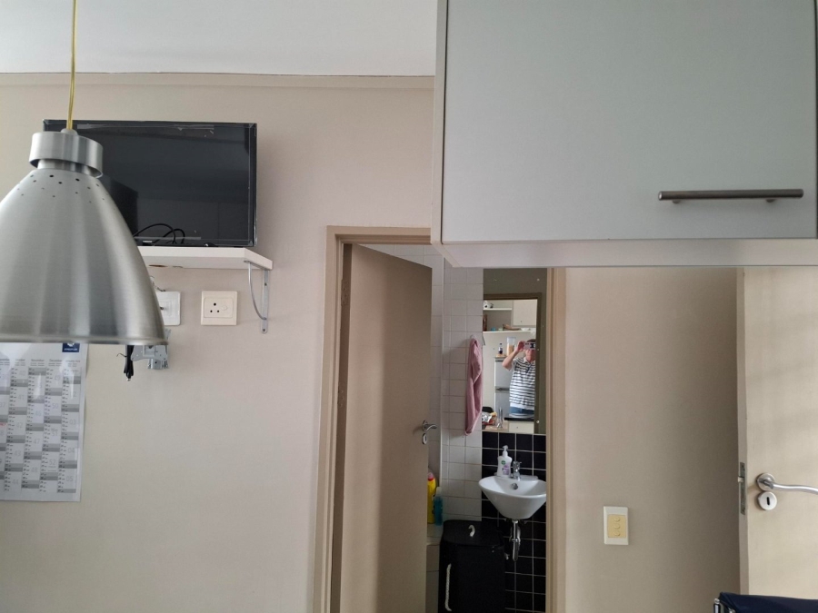 1 Bedroom Property for Sale in Hillcrest Gauteng