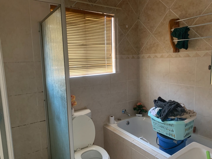 To Let 2 Bedroom Property for Rent in Halfway Gardens Gauteng