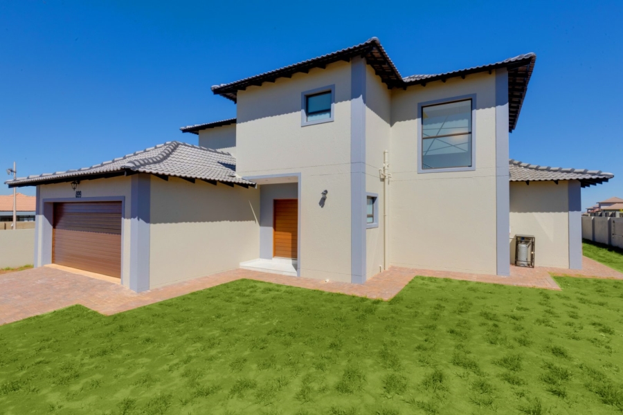 4 Bedroom Property for Sale in Halfway House Gauteng