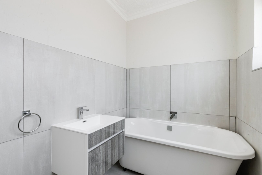 4 Bedroom Property for Sale in Halfway House Gauteng