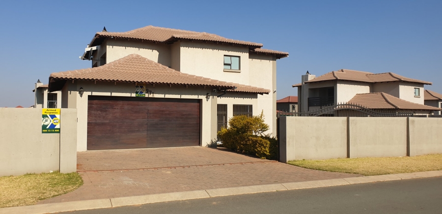  Bedroom Property for Sale in Halfway House Gauteng