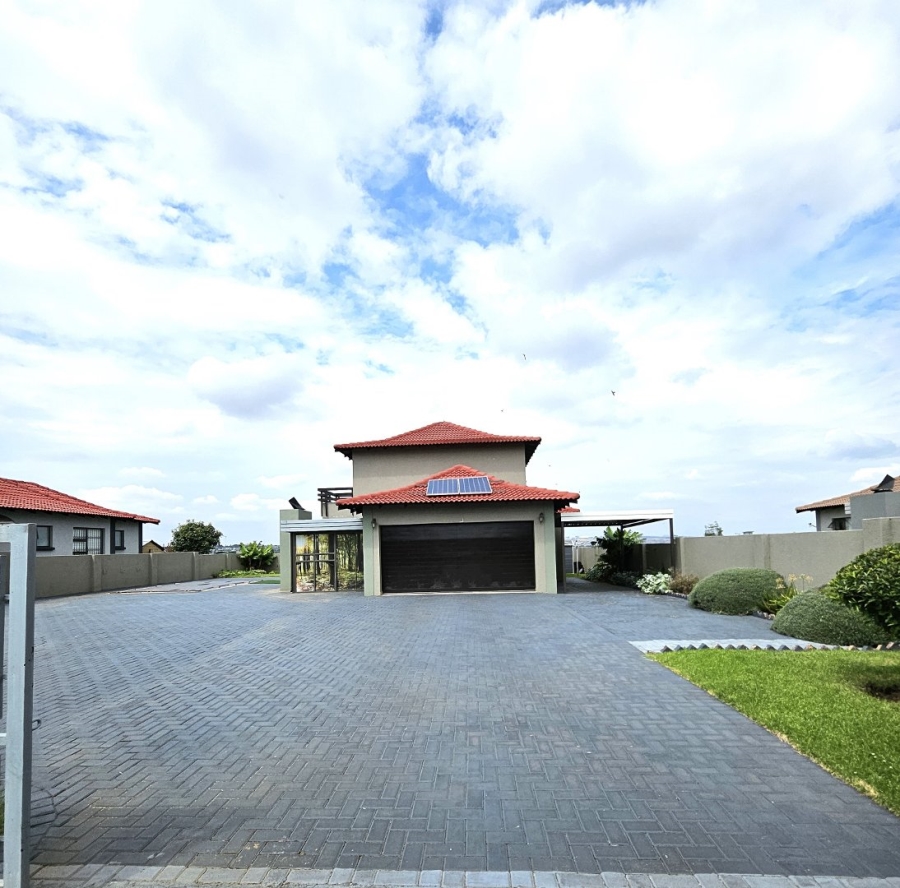 3 Bedroom Property for Sale in Halfway House Gauteng