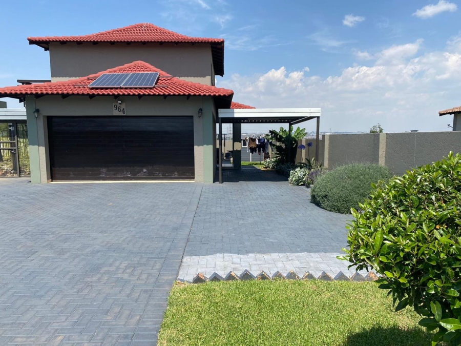 3 Bedroom Property for Sale in Halfway House Gauteng