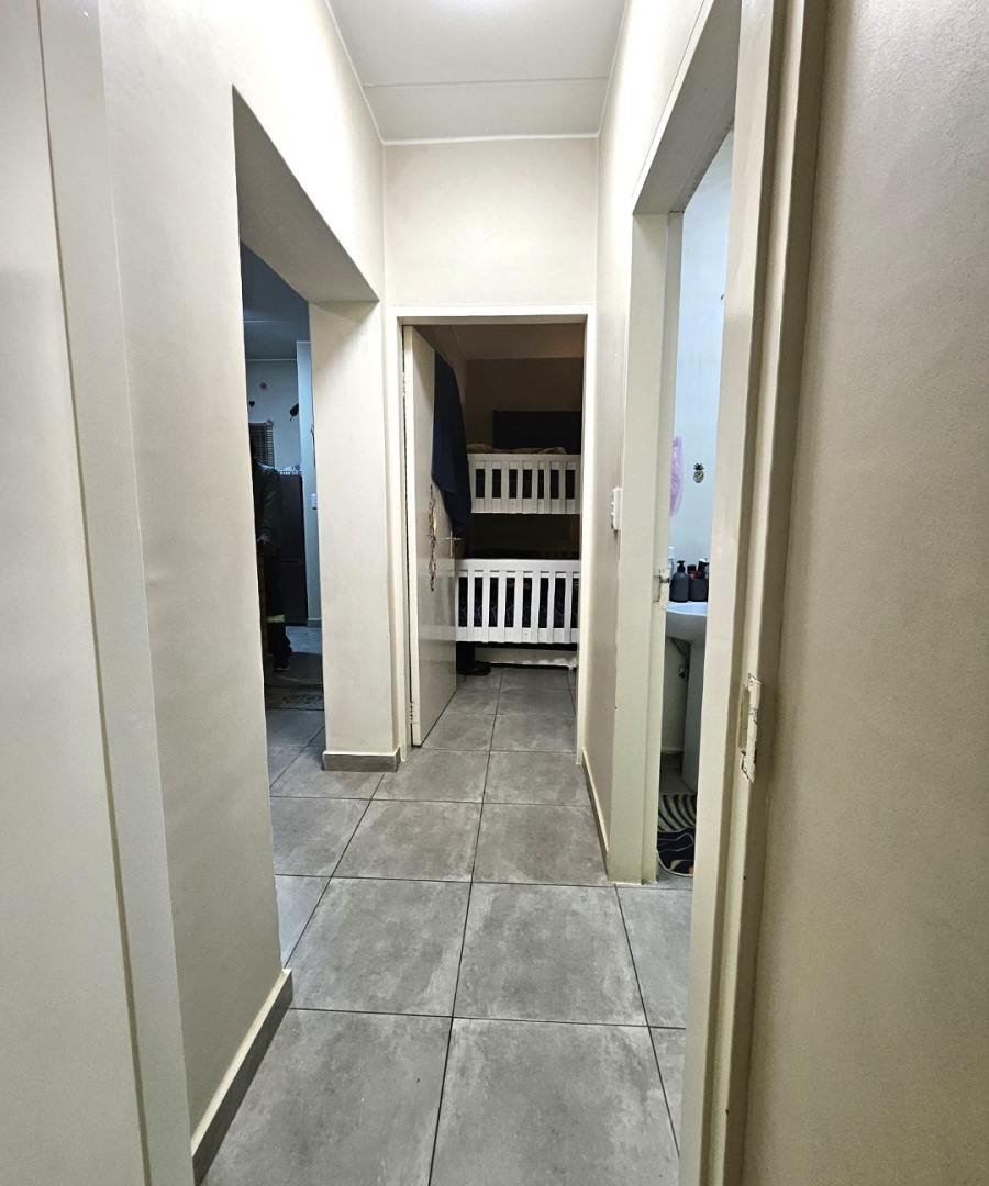 2 Bedroom Property for Sale in Vorna Valley Gauteng