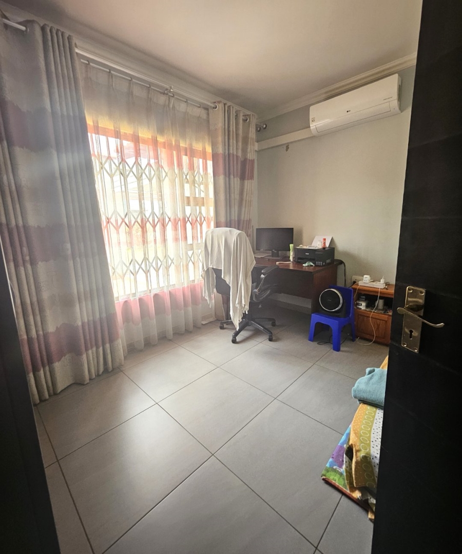 3 Bedroom Property for Sale in Halfway House Gauteng