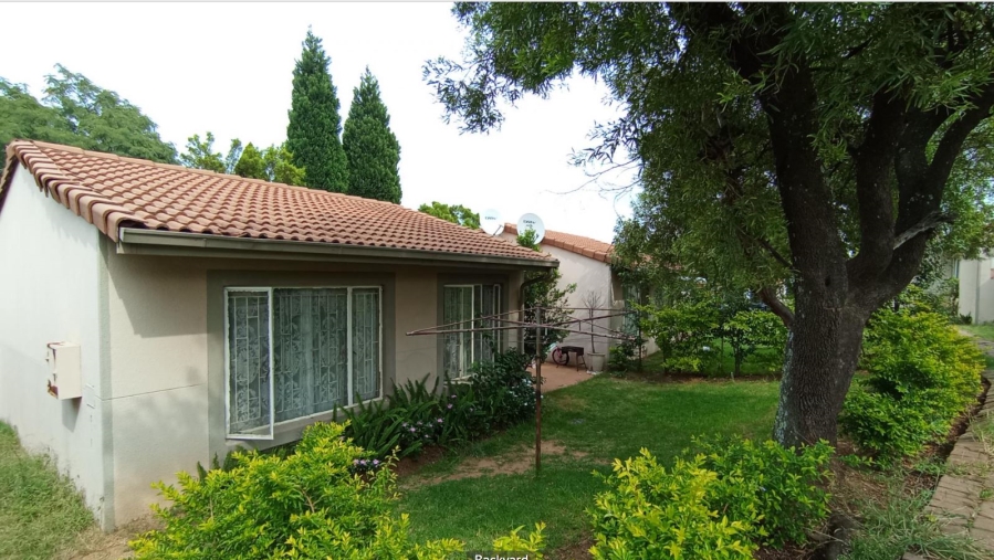 3 Bedroom Property for Sale in Country View Gauteng