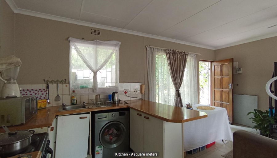 3 Bedroom Property for Sale in Country View Gauteng