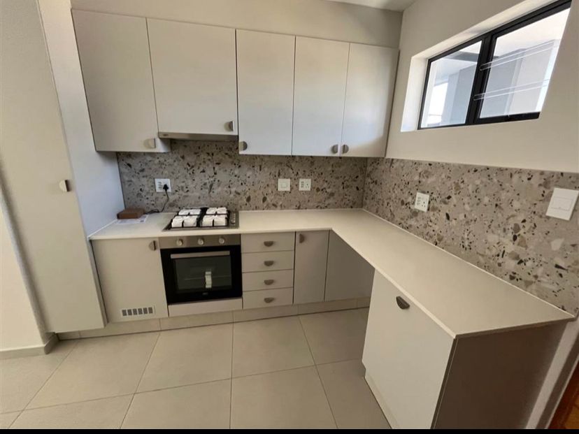 To Let 2 Bedroom Property for Rent in Fourways Gauteng