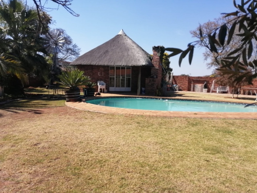 4 Bedroom Property for Sale in Wierda Park Gauteng