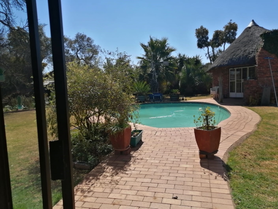 4 Bedroom Property for Sale in Wierda Park Gauteng