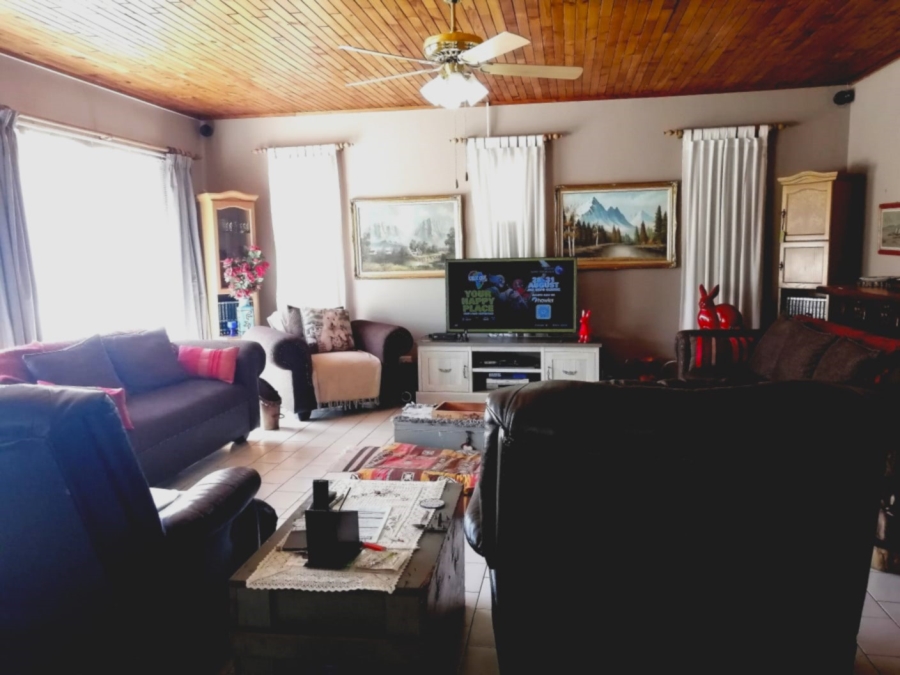 4 Bedroom Property for Sale in Wierda Park Gauteng
