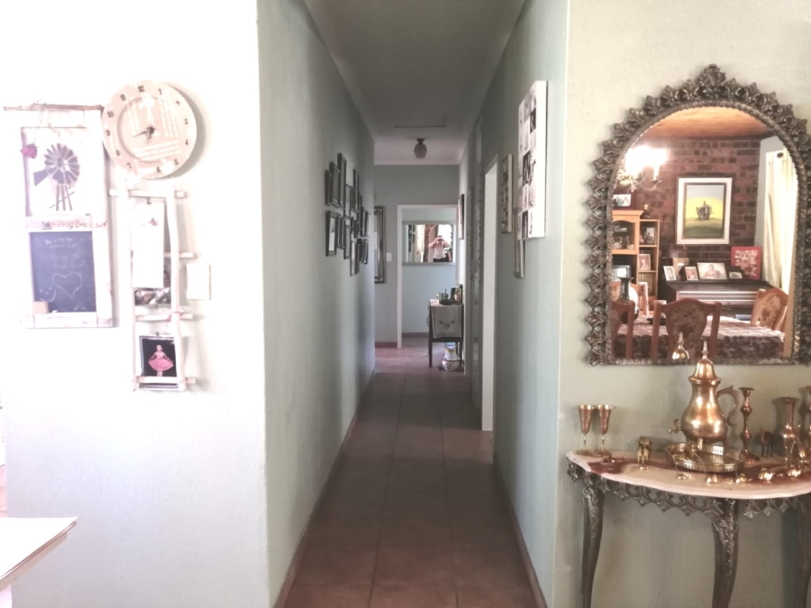 4 Bedroom Property for Sale in Wierda Park Gauteng